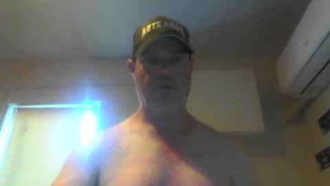 Snapshot of kiwiguy19773 chatting on 8, 2, 2025 kiwiguy19773 online show from 8, 2, 2025