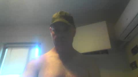 Snapshot of kiwiguy19773 chatting on 21, 12, 2025 kiwiguy19773 online show from 21, 12, 2025