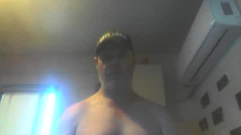 Snapshot of kiwiguy19773 chatting on 12, 1, 2026 kiwiguy19773 online show from 12, 1, 2026