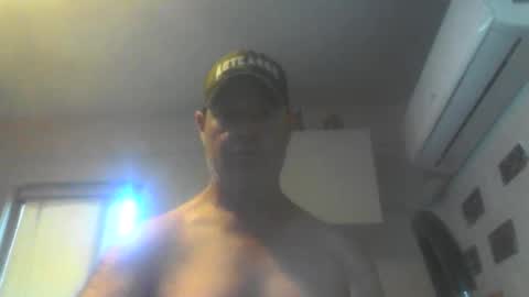 Snapshot of kiwiguy19773 chatting on 6, 2, 2026 kiwiguy19773 online show from 6, 2, 2026