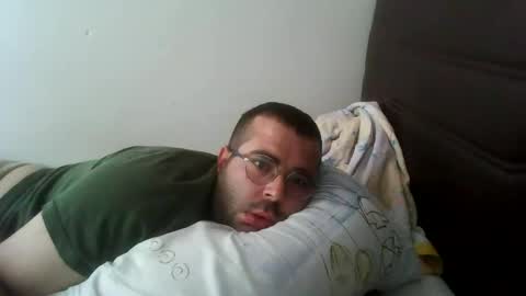 kkadam1 online show from 13, 9, 2025