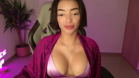 Christina online show from 9, 11, 2025