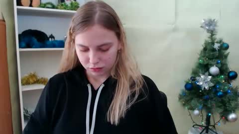 klerkarina online show from 6, 12, 2024