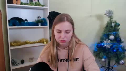 klerkarina online show from 27, 12, 2024