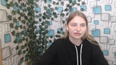 klerkarina online show from 18, 2, 2025