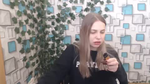 klerkarina online show from 3, 3, 2025