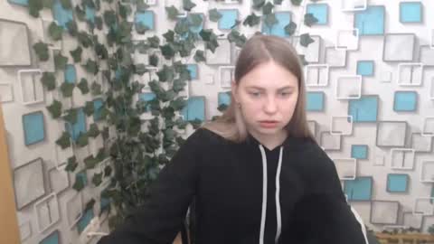 klerkarina online show from 4, 3, 2025