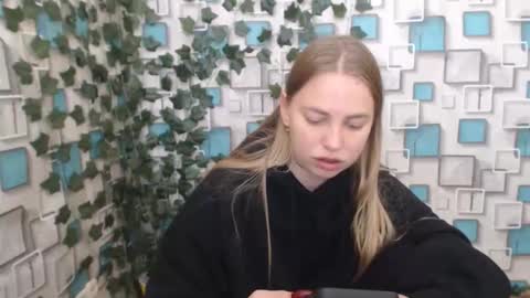 klerkarina online show from 3, 10, 2025