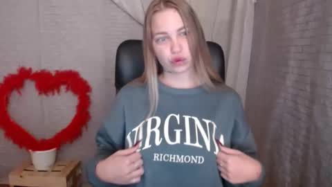 klerkarina online show from 7, 10, 2025