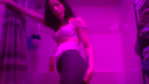 Snapshot of klitzgirl6969 chatting on 12, 12, 2024 Sexy Lil Native88 online show from 12, 12, 2024