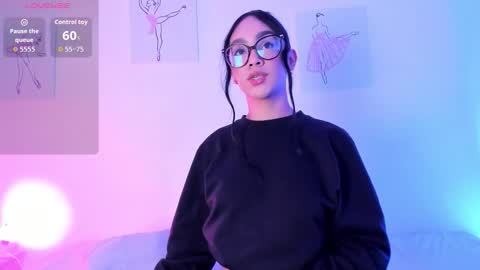 klohe Williams online show from 3, 12, 2025