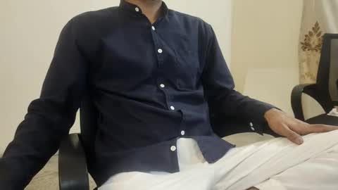 Snapshot of knightrider5566 chatting on 16, 11, 2025 Harry online show from 16, 11, 2025