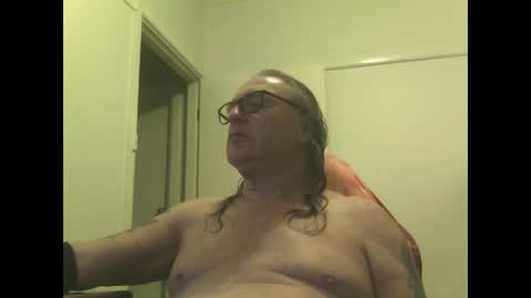 Snapshot of knobout chatting on 24, 11, 2025 knobout online show from 24, 11, 2025