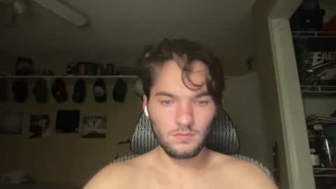 Snapshot of knotfan2022 chatting on 23, 11, 2025 knotfan online show from 23, 11, 2025