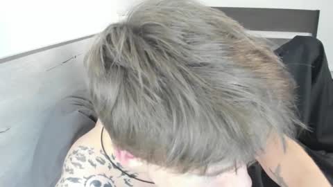 Adam online show from 19, 10, 2025