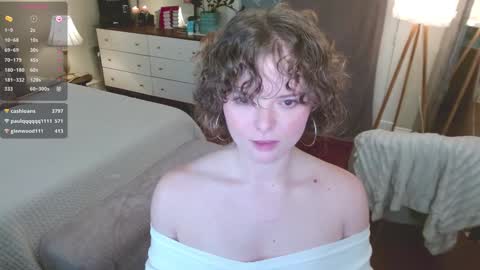 knowlita  online show from 12, 12, 2024