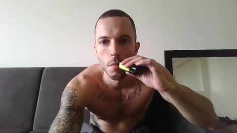 Snapshot of kobegotmeat chatting on 12, 12, 2024 KOBE online show from 12, 12, 2024