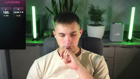 Sweet boy online show from 30, 12, 2024