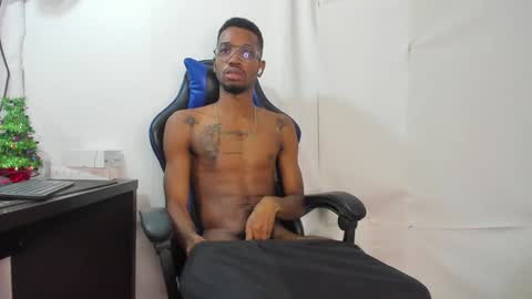 Snapshot of kofi_exotic_ chatting on 11, 12, 2024 kofi online show from 11, 12, 2024