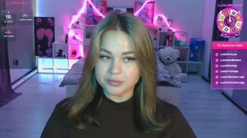 Snapshot of kokokolla chatting on 27, 10, 2025 Mia online show from 27, 10, 2025