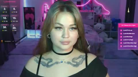 Snapshot of kokokolla chatting on 8, 11, 2025 Mia online show from 8, 11, 2025