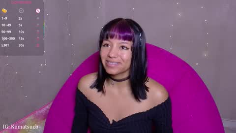 Snapshot of komatsu_ chatting on 20, 11, 2025 Komatsu Lilith online show from 20, 11, 2025