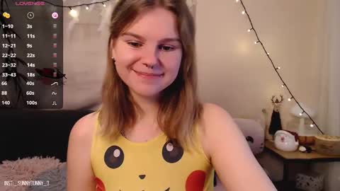 Snapshot of komorebbi chatting on 18, 12, 2024 Marta online show from 18, 12, 2024