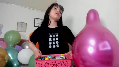 konie Diaz online show from 28, 1, 2025