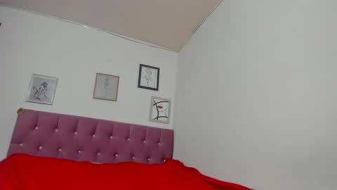 konie Diaz online show from 3, 2, 2025