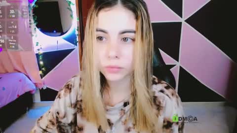 YINI online show from 30, 1, 2025