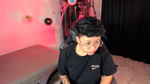 Sara  Altgirl  online show from 24, 10, 2025