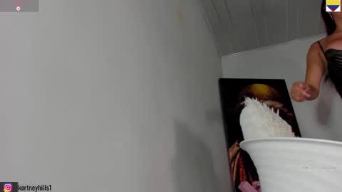 Kortneyhills - Aries online show from 10, 11, 2025