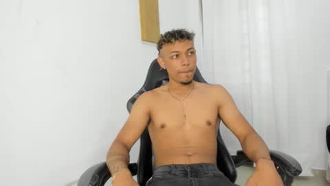 Snapshot of kotty_mcklein chatting on 23, 11, 2025 Kotty Mc Klein online show from 23, 11, 2025