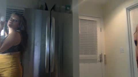 Snapshot of koyoteej chatting on 18, 1, 2025 koyoteej online show from 18, 1, 2025