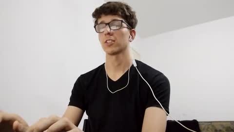 Snapshot of kpo10 chatting on 20, 12, 2024 Facu online show from 20, 12, 2024