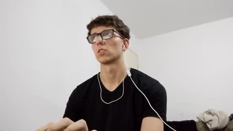 Snapshot of kpo10 chatting on 23, 12, 2024 Facu online show from 23, 12, 2024