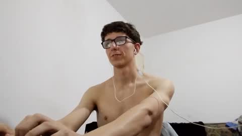 Snapshot of kpo10 chatting on 27, 12, 2024 Facu online show from 27, 12, 2024