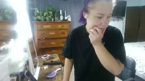 kreamyk420 online show from 1, 11, 2025