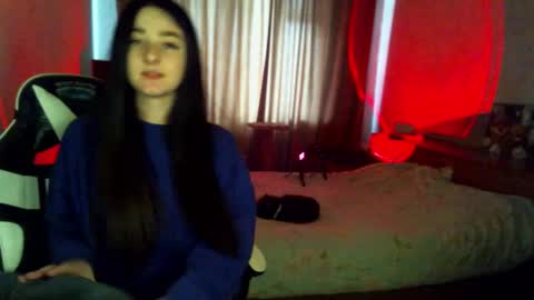 Snapshot of krisbadass chatting on 19, 10, 2025 Kris online show from 19, 10, 2025