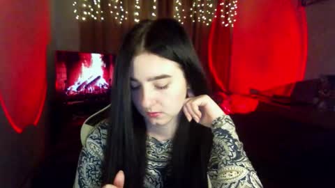 Snapshot of krisbadass chatting on 11, 11, 2025 Kris online show from 11, 11, 2025