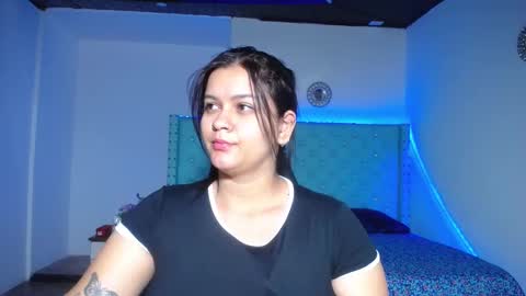 kriss_sweetboobs online show from 18, 1, 2025