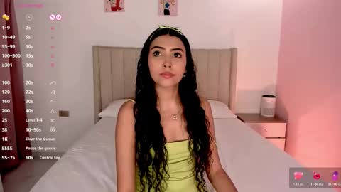 Snapshot of krissell_ chatting on 18, 11, 2025 SammyKrissell online show from 18, 11, 2025