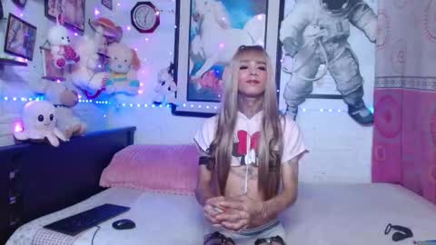 krisstal703358 online show from 14, 2, 2026