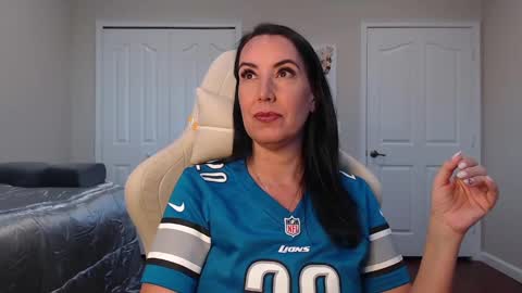 Snapshot of krissy2024 chatting on 22, 12, 2024 Krissy online show from 22, 12, 2024