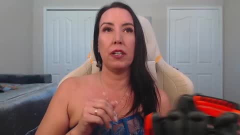 Snapshot of krissy2024 chatting on 21, 2, 2025 Krissy online show from 21, 2, 2025