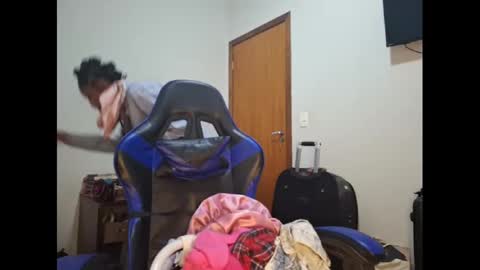 Snapshot of kristallvfs chatting on 20, 1, 2025 kristallvfs online show from 20, 1, 2025