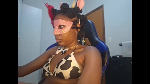 Snapshot of kristallvfs chatting on 23, 2, 2025 kristallvfs online show from 23, 2, 2025