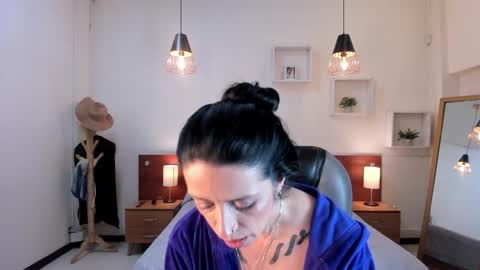 Sophia online show from 20, 12, 2024