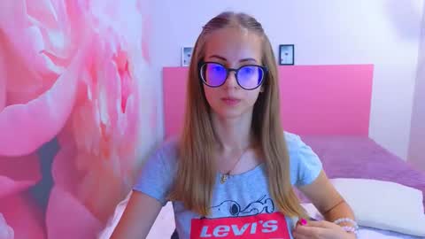 Kristina Adel online show from 13, 9, 2025