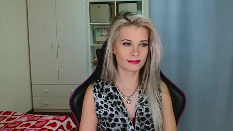 KristineAmore online show from 3, 2, 2026